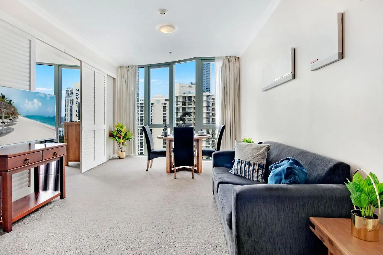 Legends 1 Bedroom Spa Suite - We Accommodate Gold Coast
